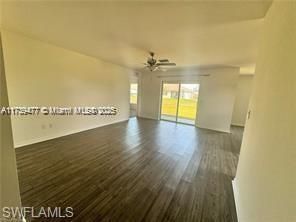 Recently Rented: $1,950 (3 beds, 2 baths, 1394 Square Feet)