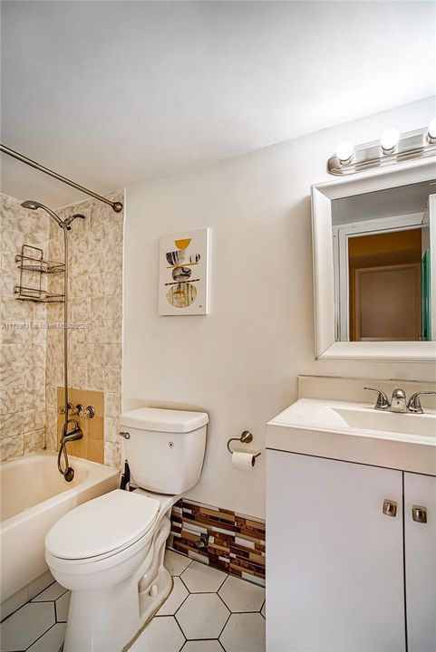 Vendido Recientemente: $155,000 (1 camas, 1 baños, 728 Pies cuadrados)