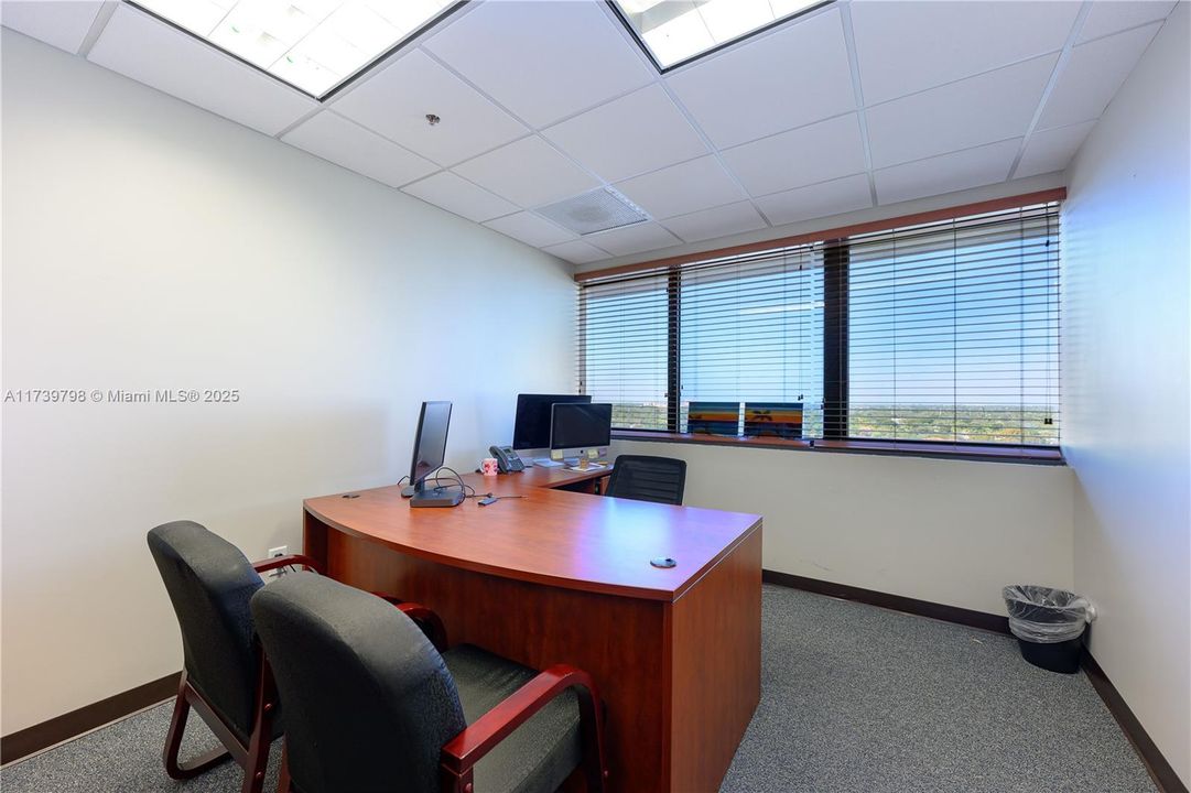 Недавно арендовано: $38 (0 спален, 0 ванн, 0 Квадратных фут)