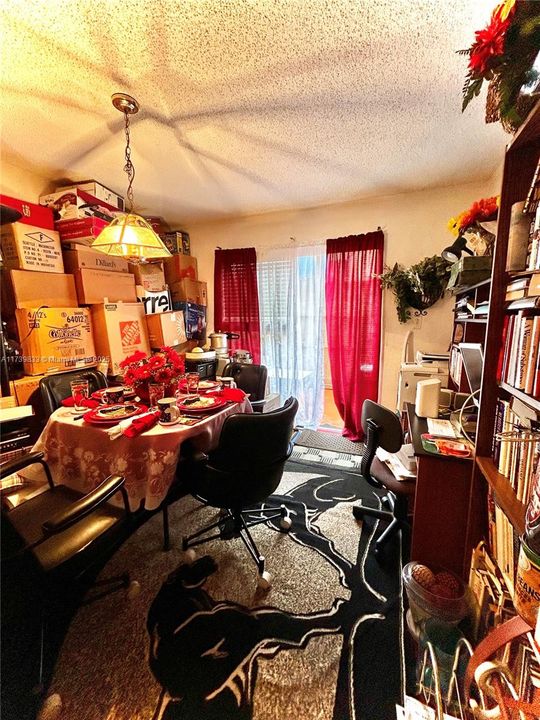 Recently Sold: $149,900 (2 beds, 2 baths, 1096 Square Feet)