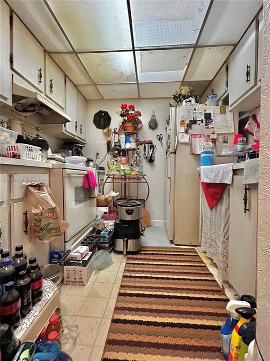 Recently Sold: $149,900 (2 beds, 2 baths, 1096 Square Feet)