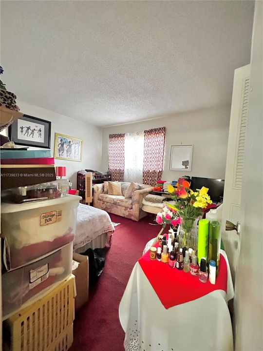 Recently Sold: $149,900 (2 beds, 2 baths, 1096 Square Feet)