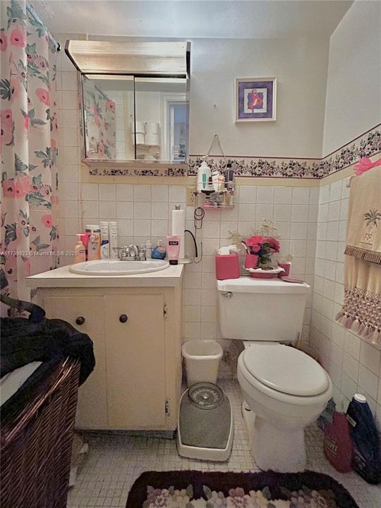 Recently Sold: $149,900 (2 beds, 2 baths, 1096 Square Feet)