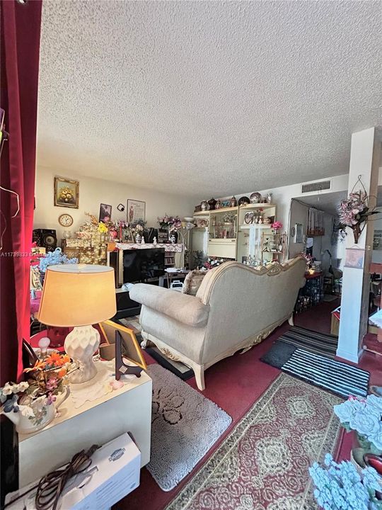 Recently Sold: $149,900 (2 beds, 2 baths, 1096 Square Feet)