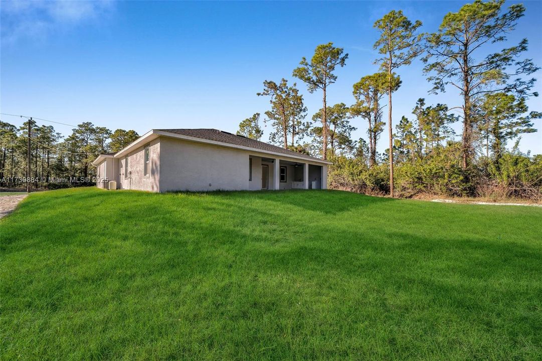 Vendido Recientemente: $425,000 (3 camas, 2 baños, 1888 Pies cuadrados)