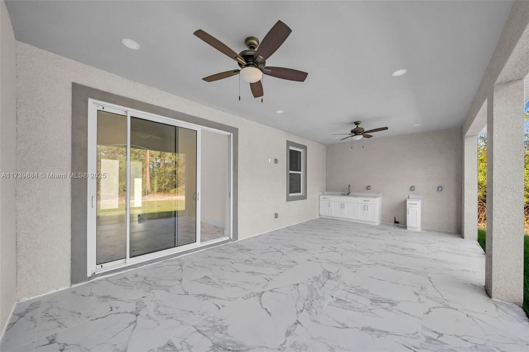 Vendido Recientemente: $425,000 (3 camas, 2 baños, 1888 Pies cuadrados)