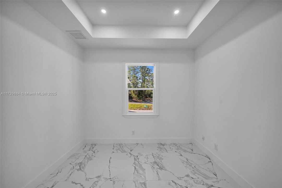 Vendido Recientemente: $425,000 (3 camas, 2 baños, 1888 Pies cuadrados)