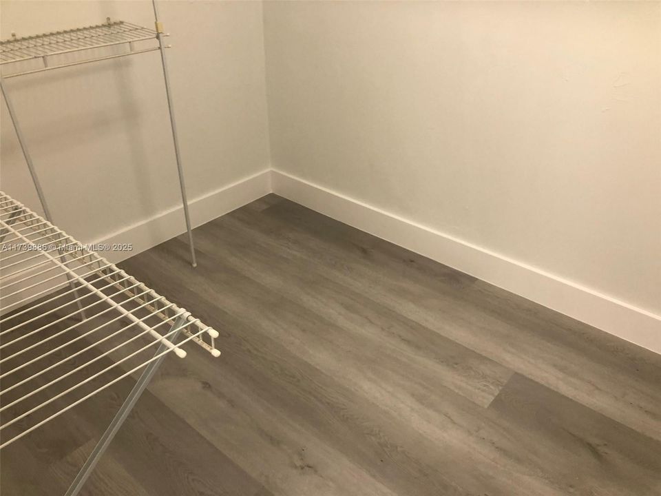 Recently Rented: $2,150 (1 beds, 1 baths, 1067 Square Feet)