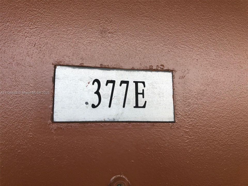 Recently Rented: $2,150 (1 beds, 1 baths, 1067 Square Feet)