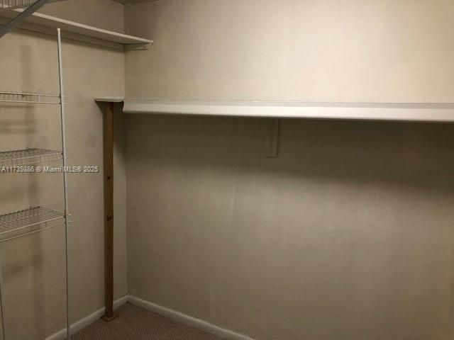 Recently Rented: $2,150 (1 beds, 1 baths, 1067 Square Feet)