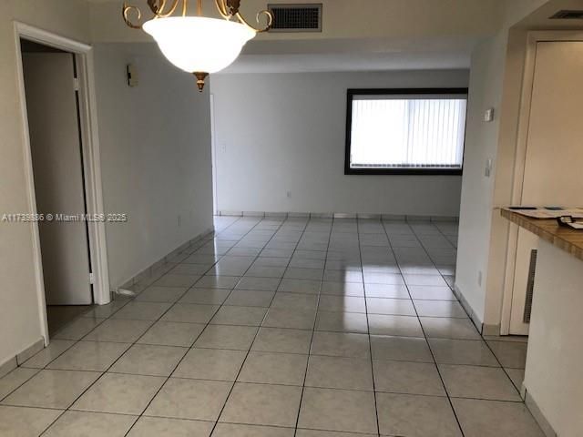 Recently Rented: $2,150 (1 beds, 1 baths, 1067 Square Feet)