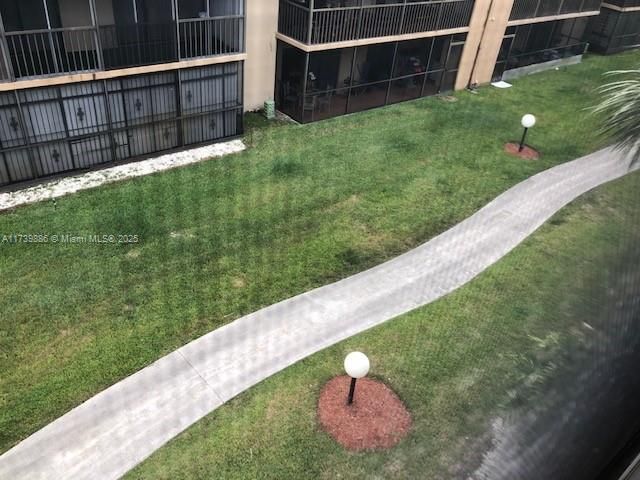 Recently Rented: $2,150 (1 beds, 1 baths, 1067 Square Feet)