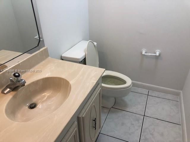 Recently Rented: $2,150 (1 beds, 1 baths, 1067 Square Feet)