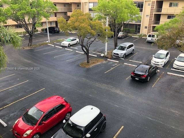 Recently Rented: $2,150 (1 beds, 1 baths, 1067 Square Feet)