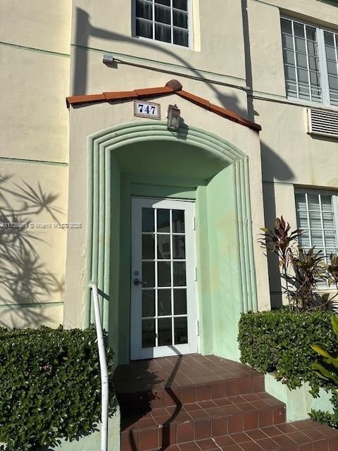 最近售出: $219,500 (0 贝兹, 1 浴室, 446 平方英尺)