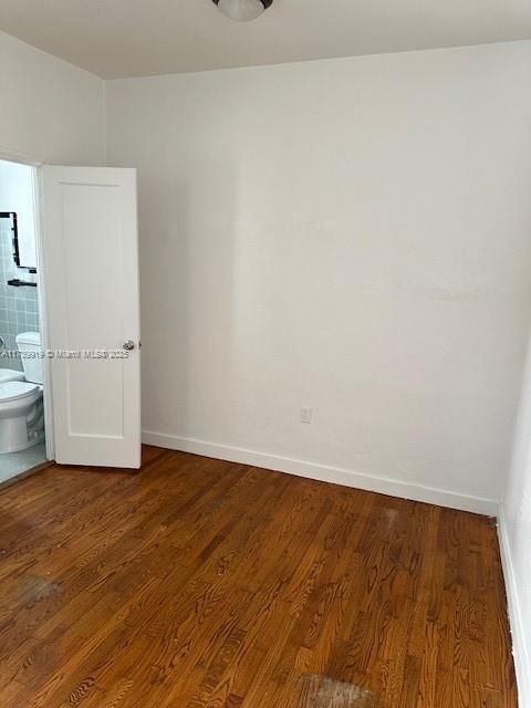 最近售出: $219,500 (0 贝兹, 1 浴室, 446 平方英尺)