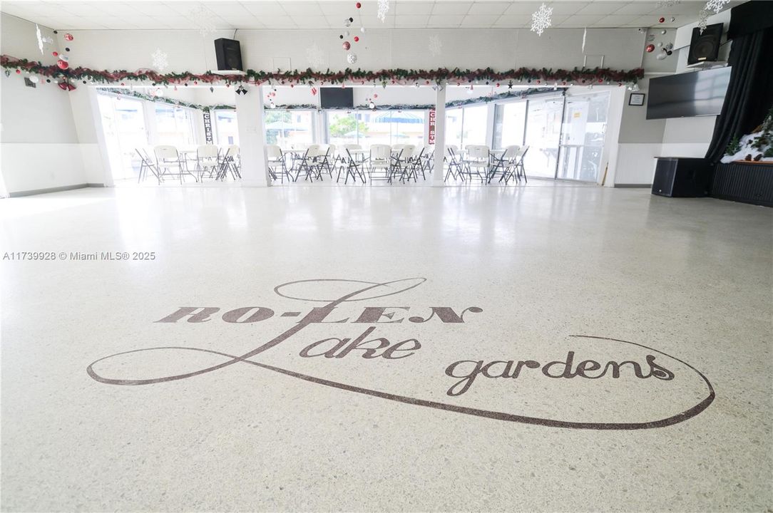 Vendido Recientemente: $105,000 (1 camas, 1 baños, 625 Pies cuadrados)