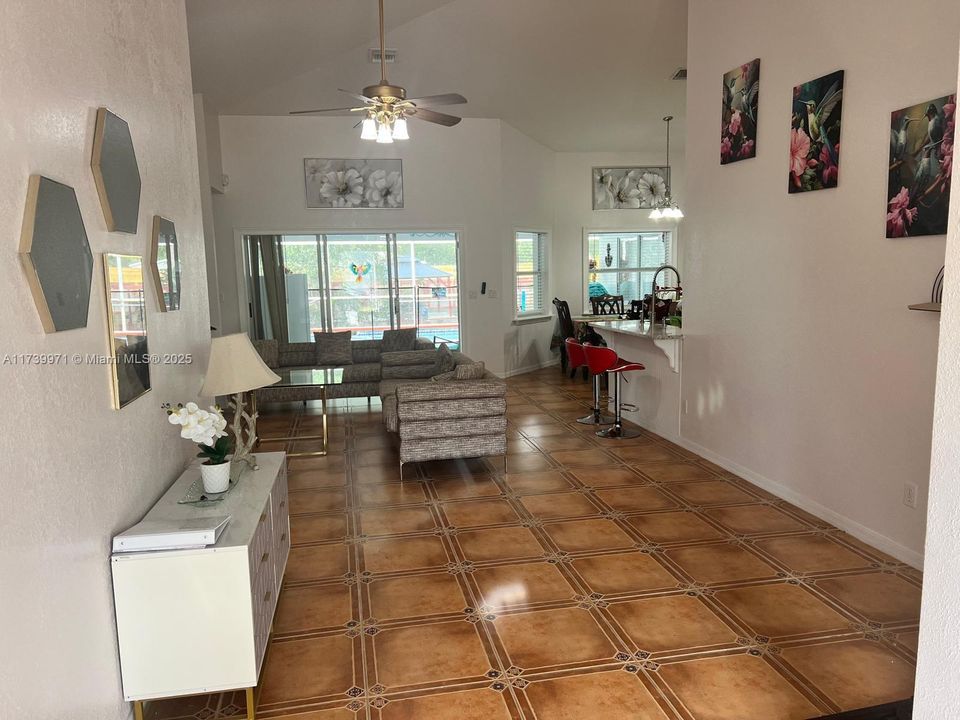 For Sale: $785,000 (6 beds, 3 baths, 2420 Square Feet)