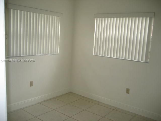 最近租的: $2,500 (2 贝兹, 1 浴室, 1824 平方英尺)