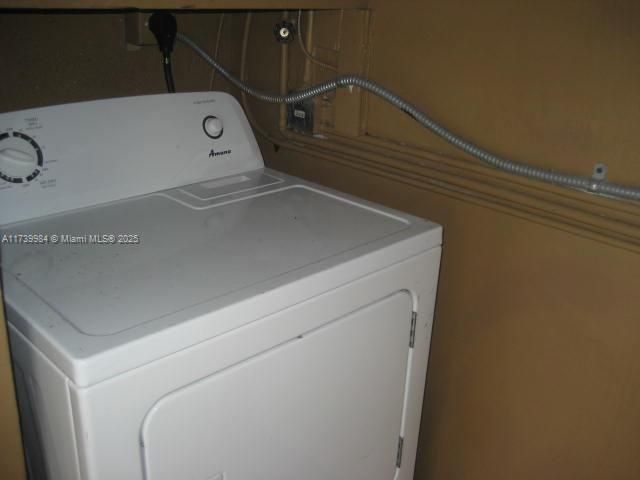 最近租的: $2,500 (2 贝兹, 1 浴室, 1824 平方英尺)