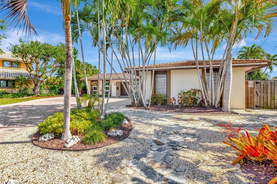 Недавно арендовано: $9,500 (3 спален, 2 ванн, 1819 Квадратных фут)