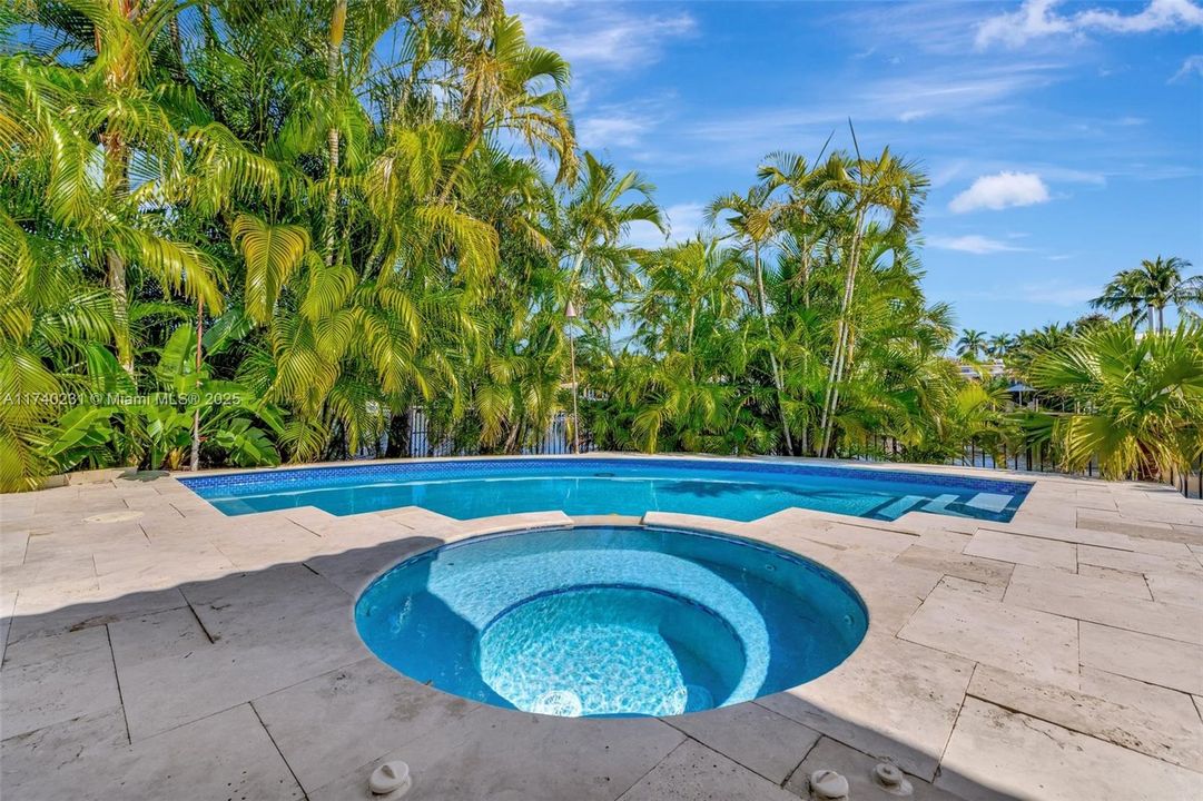 Недавно арендовано: $9,500 (3 спален, 2 ванн, 1819 Квадратных фут)