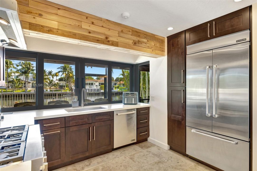 Недавно арендовано: $9,500 (3 спален, 2 ванн, 1819 Квадратных фут)