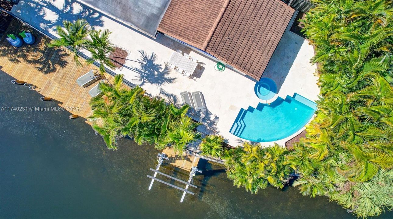 Недавно арендовано: $9,500 (3 спален, 2 ванн, 1819 Квадратных фут)