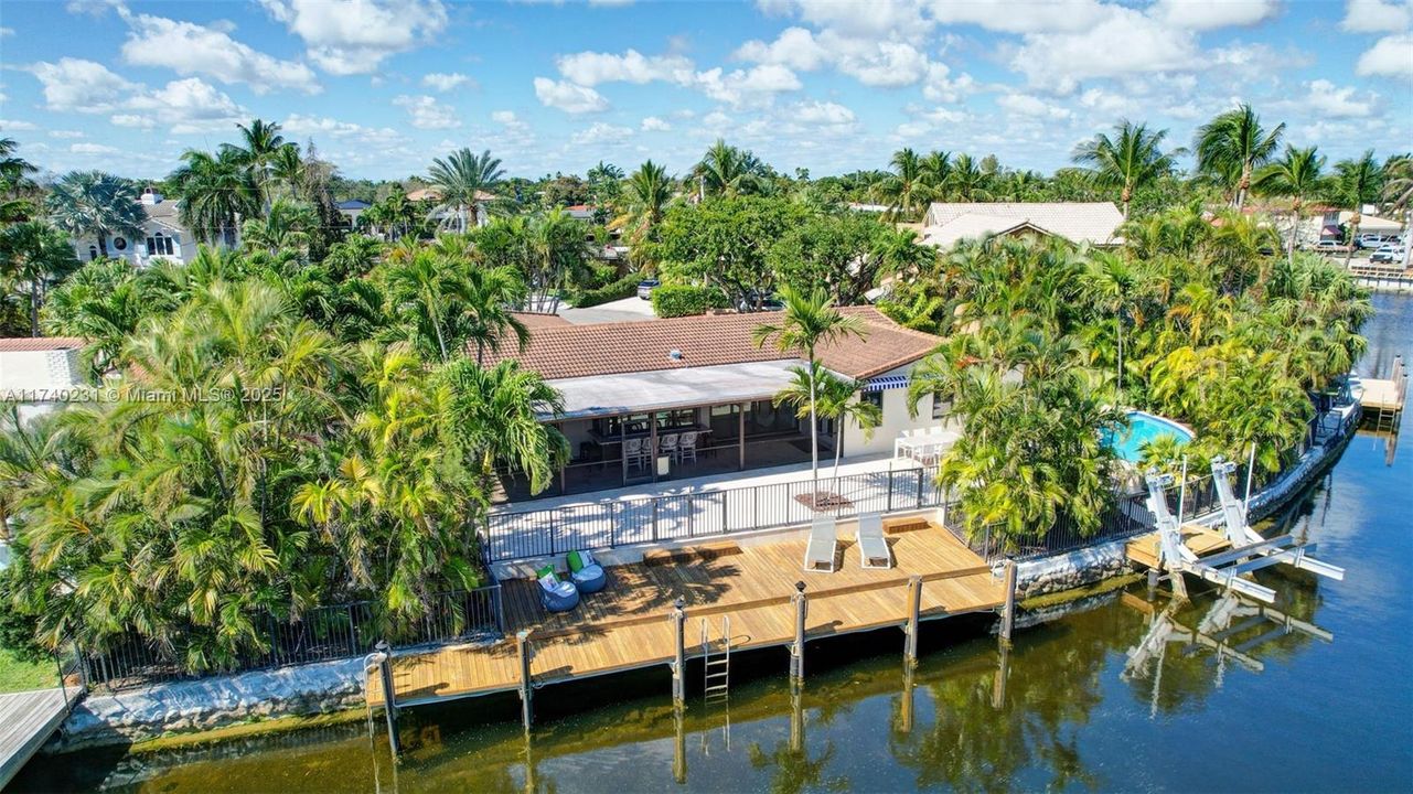 Недавно арендовано: $9,500 (3 спален, 2 ванн, 1819 Квадратных фут)