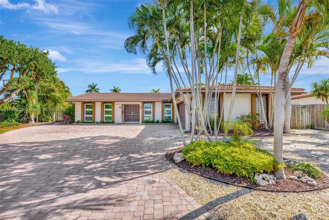 Недавно арендовано: $9,500 (3 спален, 2 ванн, 1819 Квадратных фут)