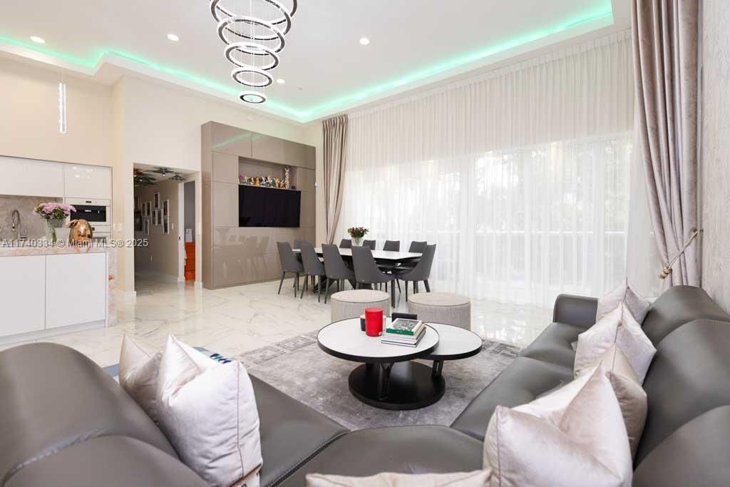 На продажу: $1,499,000 (2 спален, 2 ванн, 1782 Квадратных фут)