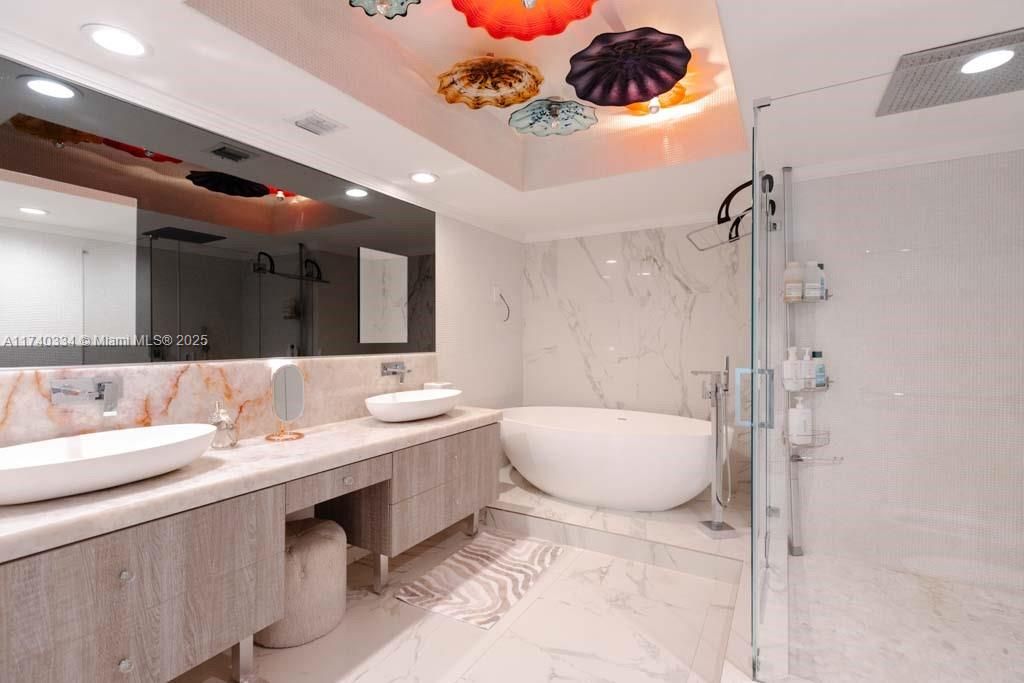 На продажу: $1,499,000 (2 спален, 2 ванн, 1782 Квадратных фут)