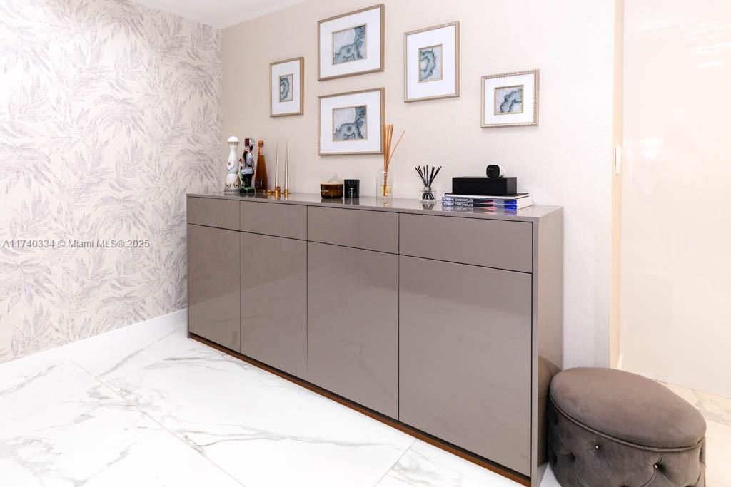 На продажу: $1,499,000 (2 спален, 2 ванн, 1782 Квадратных фут)