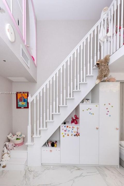 На продажу: $1,499,000 (2 спален, 2 ванн, 1782 Квадратных фут)