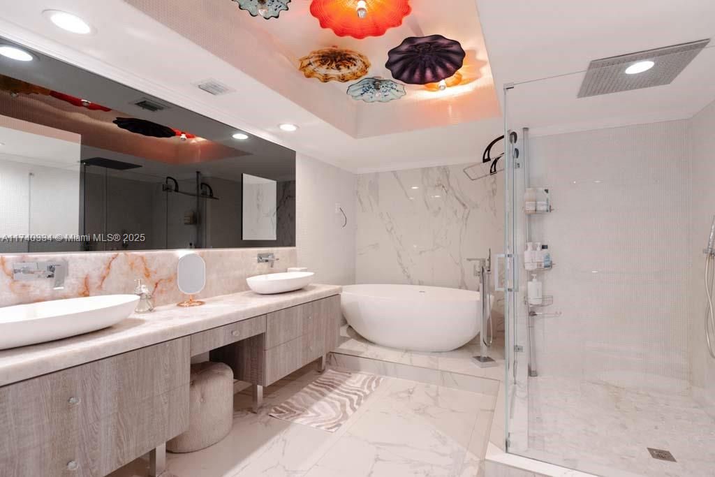 На продажу: $1,499,000 (2 спален, 2 ванн, 1782 Квадратных фут)