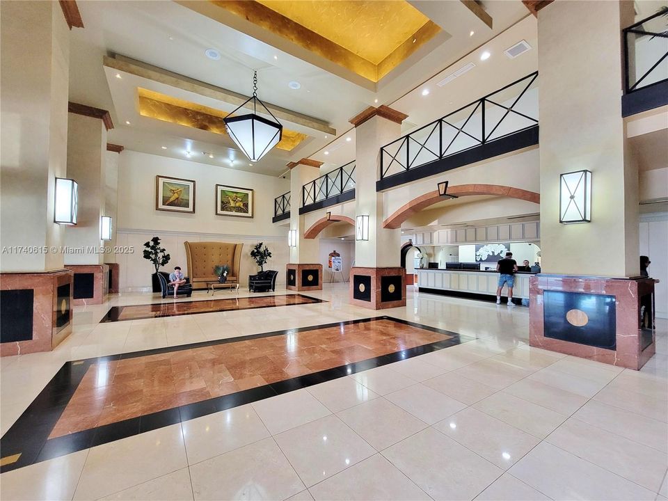 Recently Sold: $339,900 (1 beds, 1 baths, 890 Square Feet)