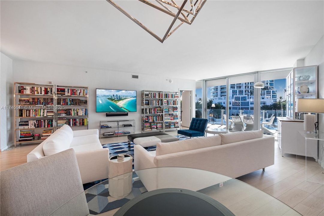 For Sale: $4,500,000 (3 beds, 3 baths, 2570 Square Feet)