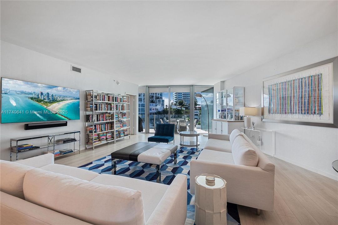 For Sale: $4,500,000 (3 beds, 3 baths, 2570 Square Feet)