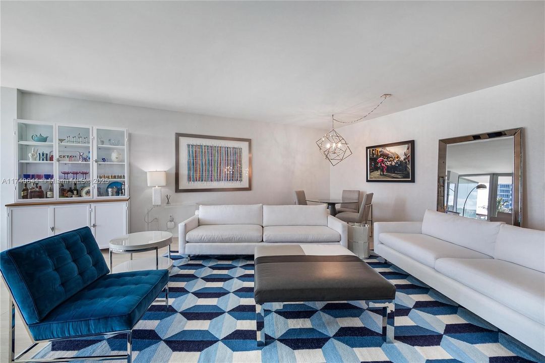 For Sale: $4,500,000 (3 beds, 3 baths, 2570 Square Feet)