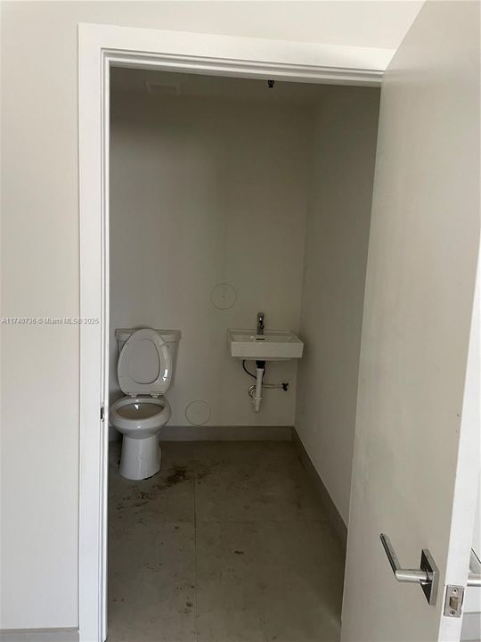 Recently Rented: $30 (0 beds, 0 baths, 0 Square Feet)