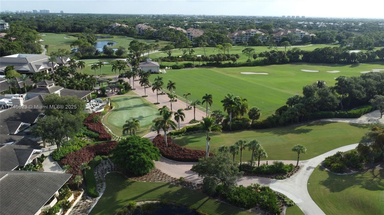 最近售出: $1,389,000 (3 贝兹, 3 浴室, 2941 平方英尺)