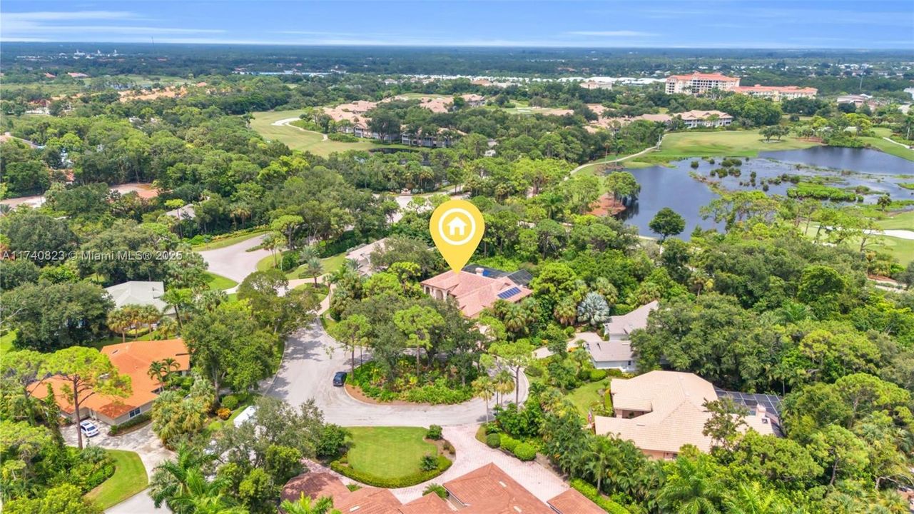 最近售出: $1,389,000 (3 贝兹, 3 浴室, 2941 平方英尺)