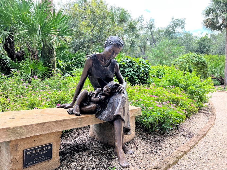 最近售出: $1,389,000 (3 贝兹, 3 浴室, 2941 平方英尺)