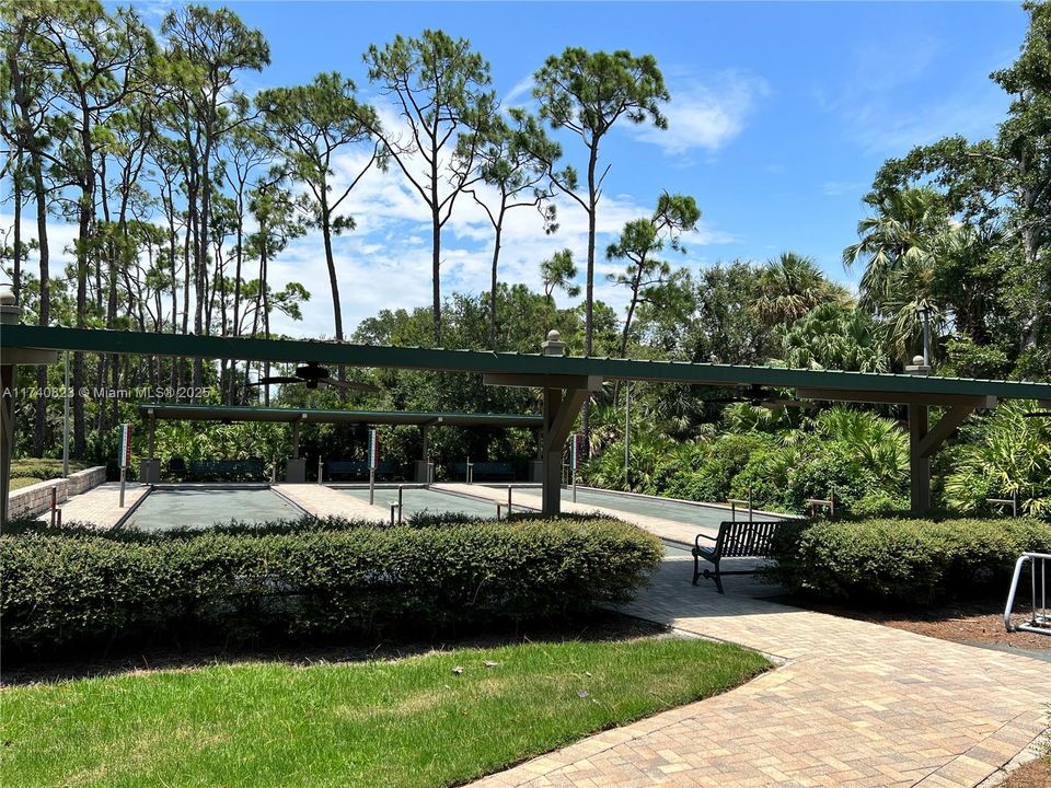 最近售出: $1,389,000 (3 贝兹, 3 浴室, 2941 平方英尺)