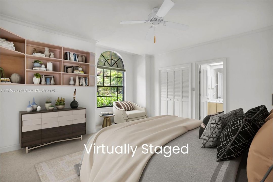 最近售出: $1,389,000 (3 贝兹, 3 浴室, 2941 平方英尺)