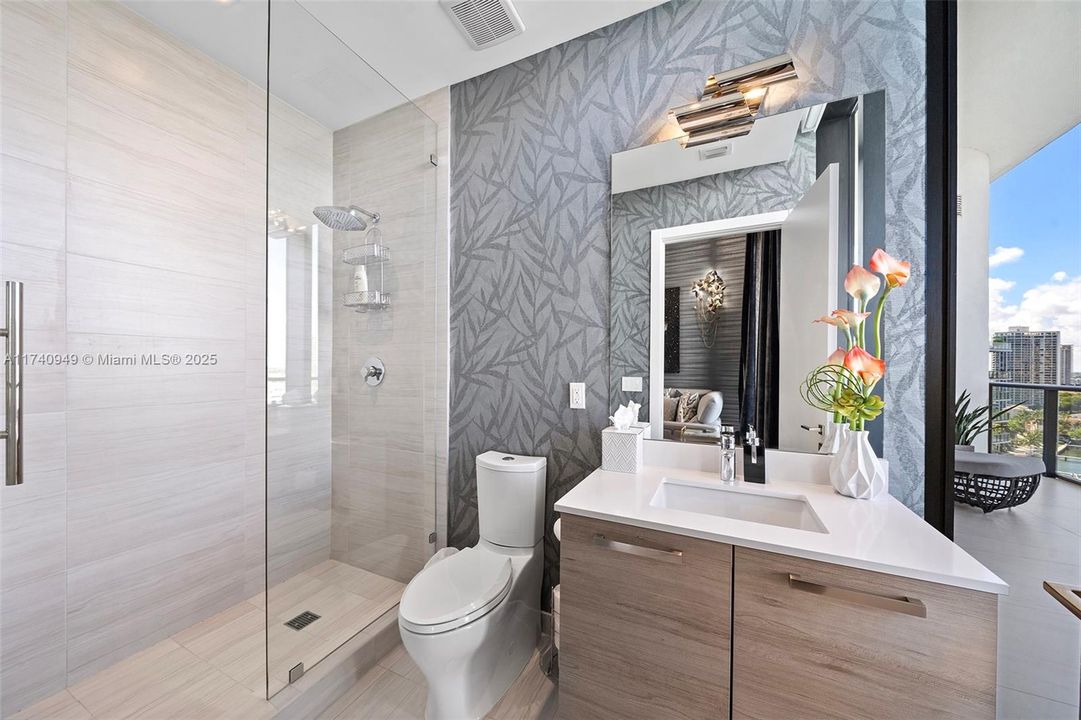 待售: $9,250,000 (6 贝兹, 8 浴室, 6200 平方英尺)