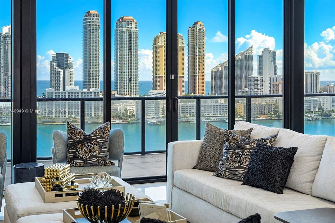 待售: $9,250,000 (6 贝兹, 8 浴室, 6200 平方英尺)