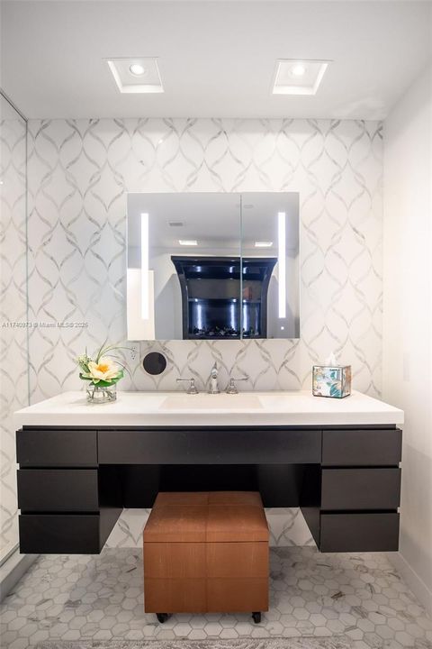 待售: $6,100,000 (4 贝兹, 5 浴室, 4453 平方英尺)