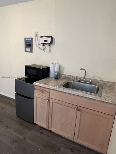 最近售出: $170,000 (5.00 acres)