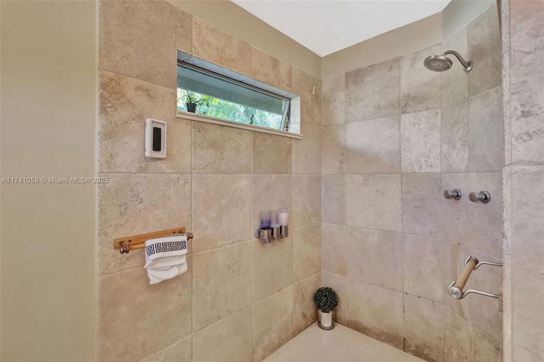 待售: $899,000 (3 贝兹, 3 浴室, 3397 平方英尺)